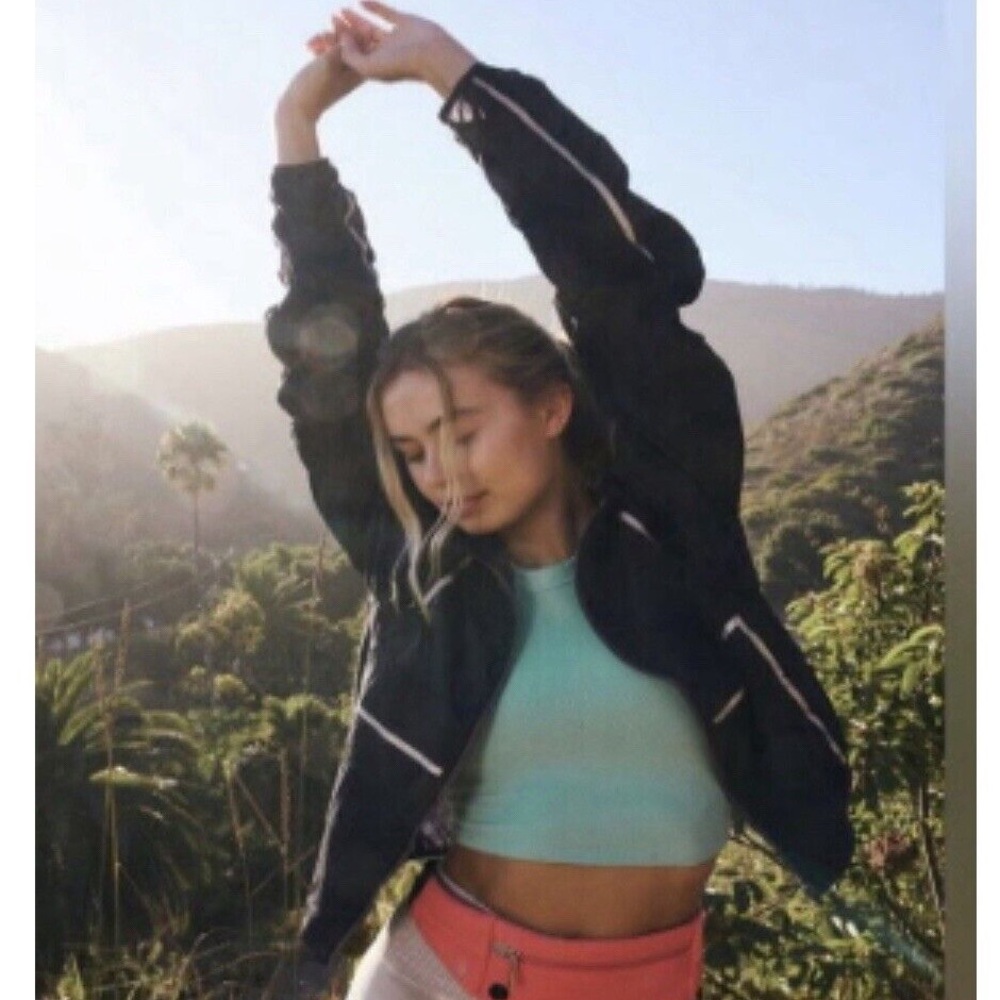 NWOT Free People Great Escape Windbreaker